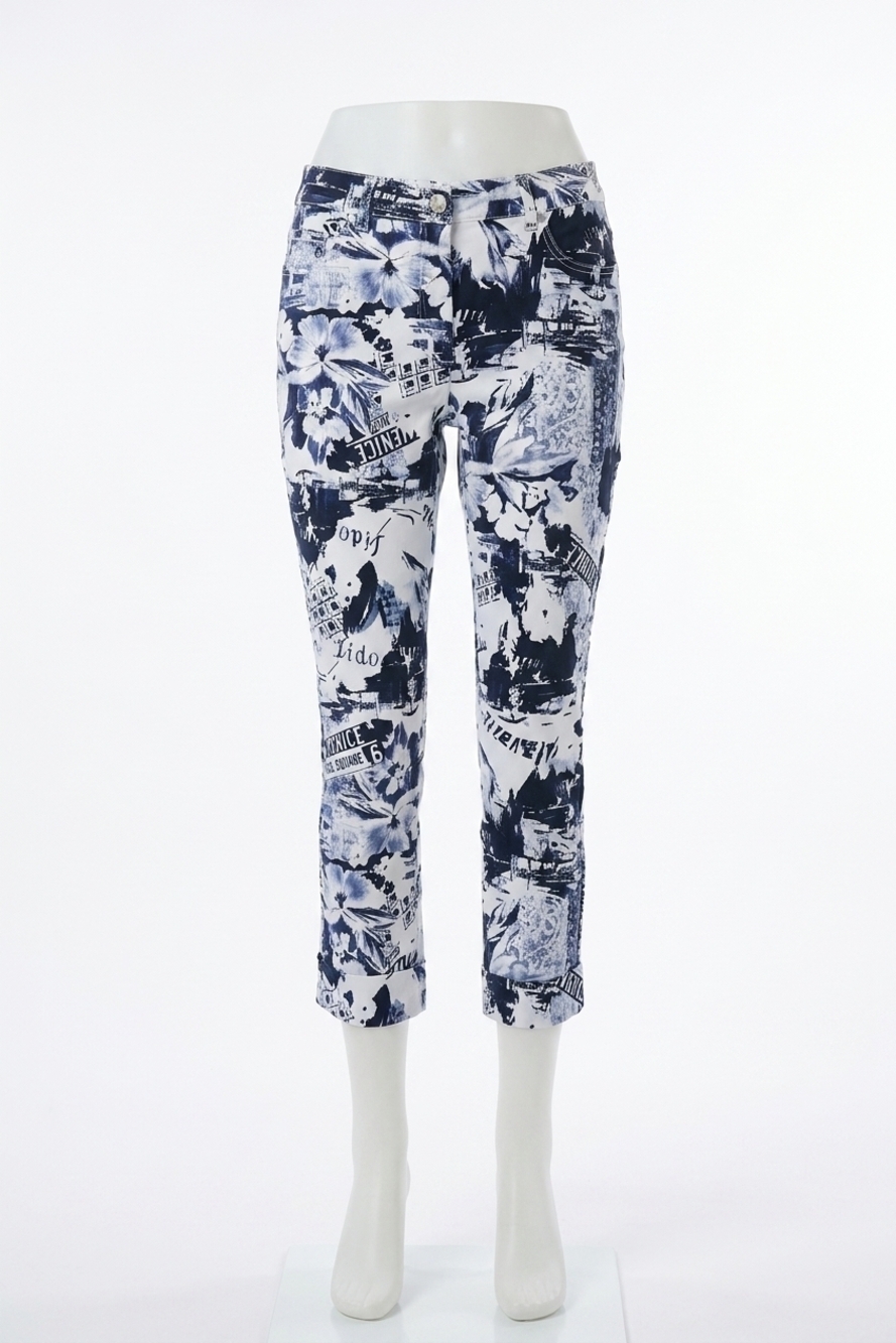 NEW JOSEPH RIBKOFF millennium conversational print crop pull on pants in white/n